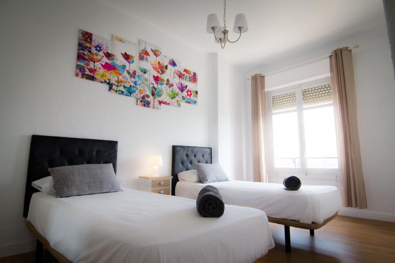 Lejlighed Holidays2malaga Terraza & Junto Puerto Deportivo *